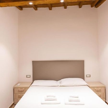 Cozy And Charmin 3Br Apartment Steps By Duomo Florence Ngoại thất bức ảnh