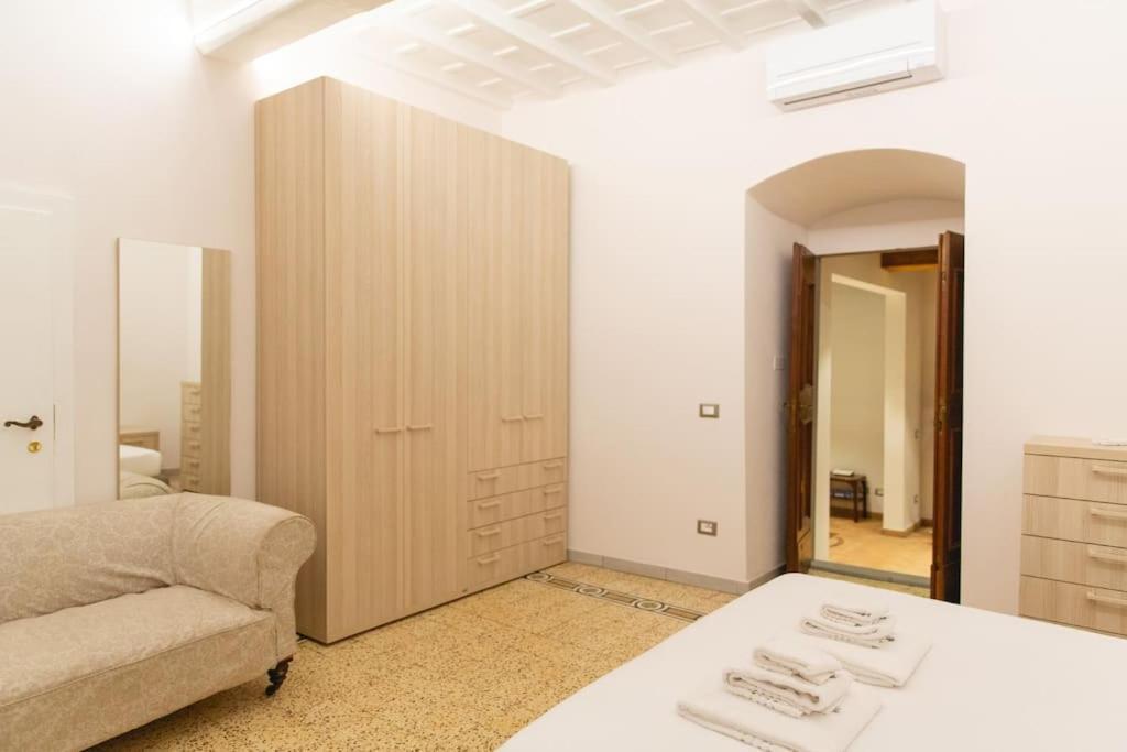 Cozy And Charmin 3Br Apartment Steps By Duomo Florence Ngoại thất bức ảnh