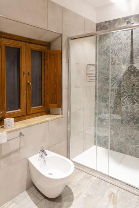 Cozy And Charmin 3Br Apartment Steps By Duomo Florence Ngoại thất bức ảnh
